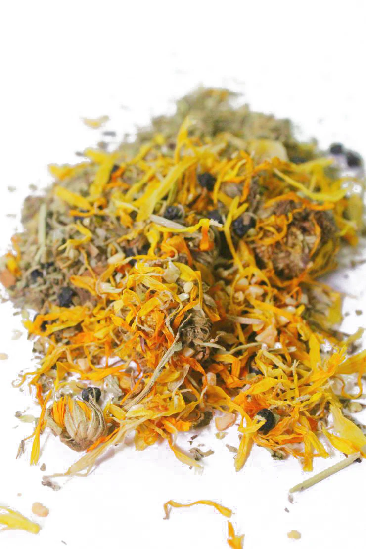 StrongHen Herbs For Backyard Chickens, Coops, & Nesting Boxes - Buy Pet Shop