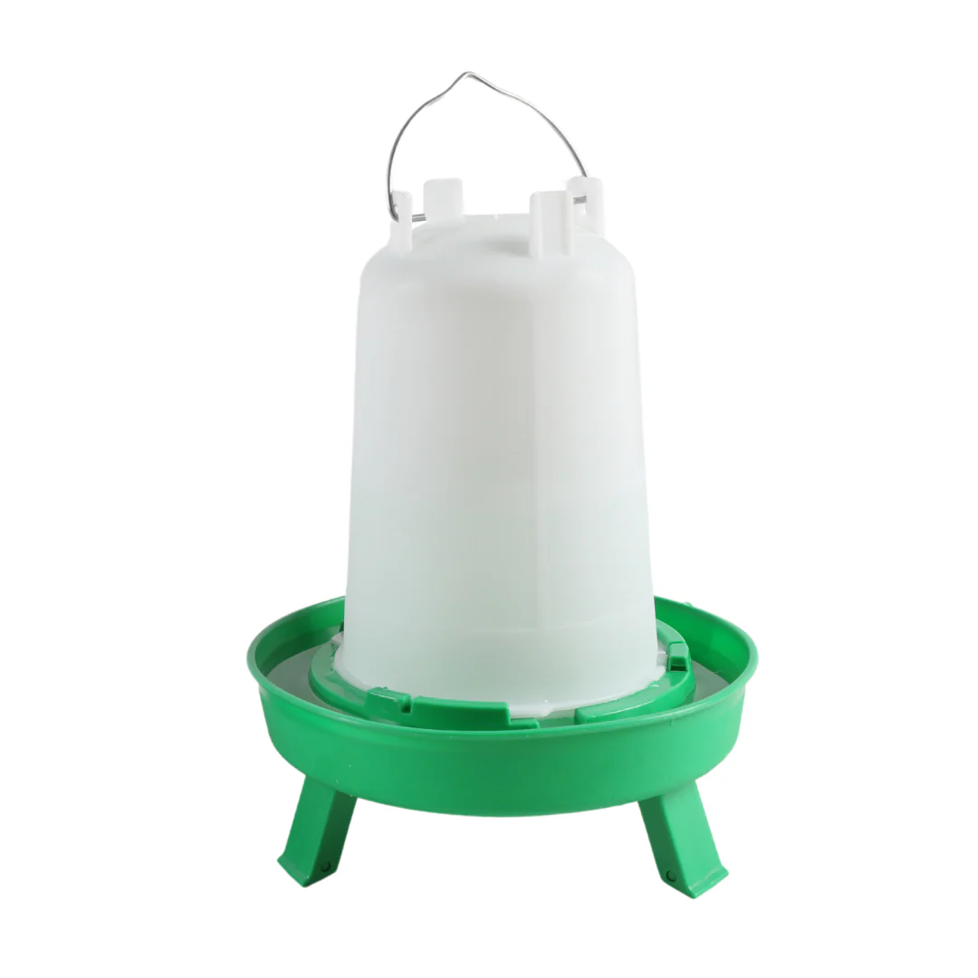 Farmight 1.5 Qt Small Flock Plastic Waterer, Green with Legs - Buy Pet Shop