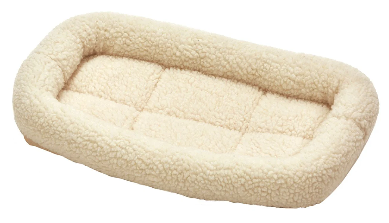 Pet Lodge Fleece Pet Bed for Dogs & Cats, Cream - Buy Pet Shop
